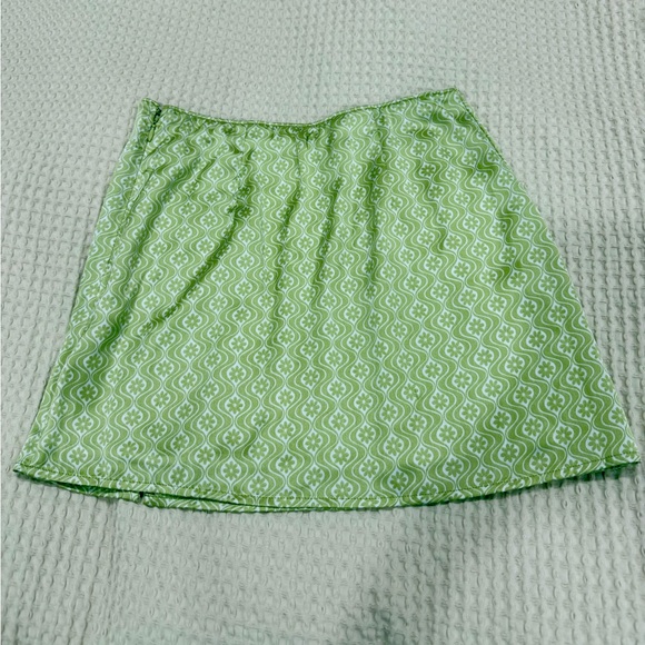 Hollister Satin Mini Skirt - Picture 3 of 3